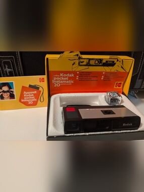 Kodak Pocket Instamatic 20 Camera Outfit